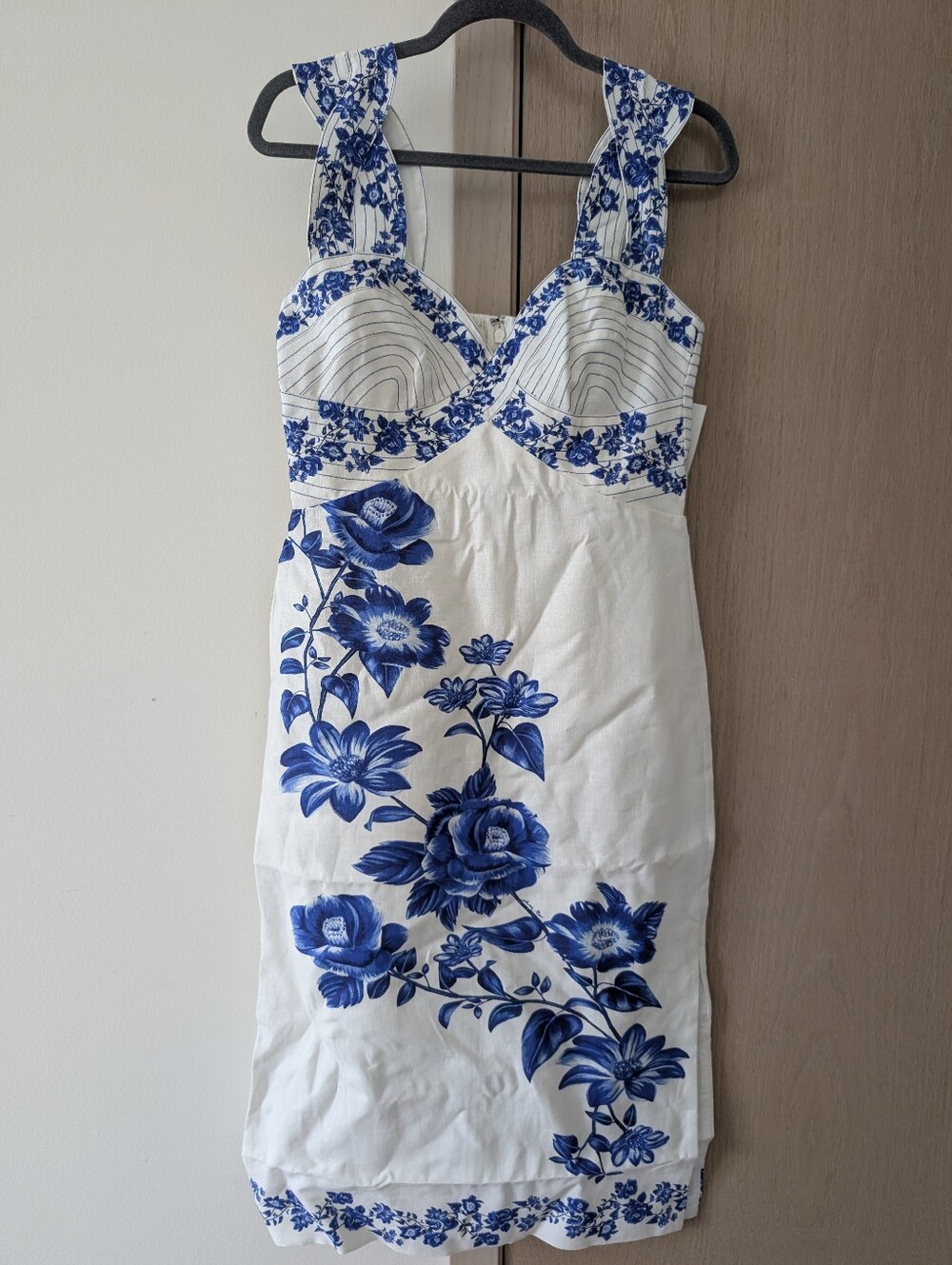 FARM Rio White Floral Linen Midi Dress - SIZE M | Summer Party Wedding Event - Picture 9 of 11